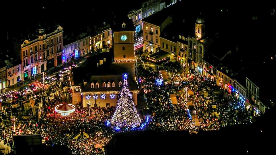 LoRaWAN™ Smart Winter Holiday Lighting in Brasov, Romania