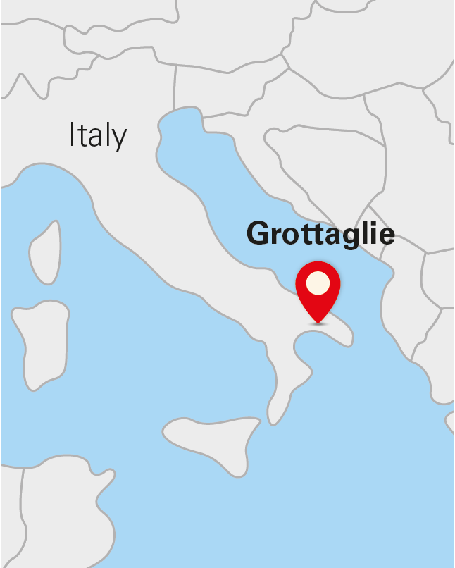Grottaglie, Italy smart street lighting location